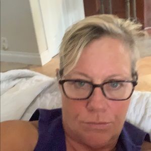 Meet your Posher, Georgia